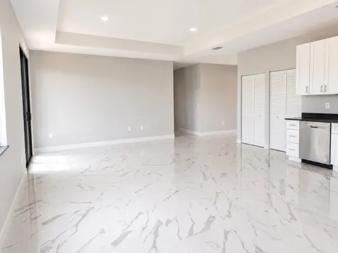 1610 NE 34th Street Cape Coral FL 33909