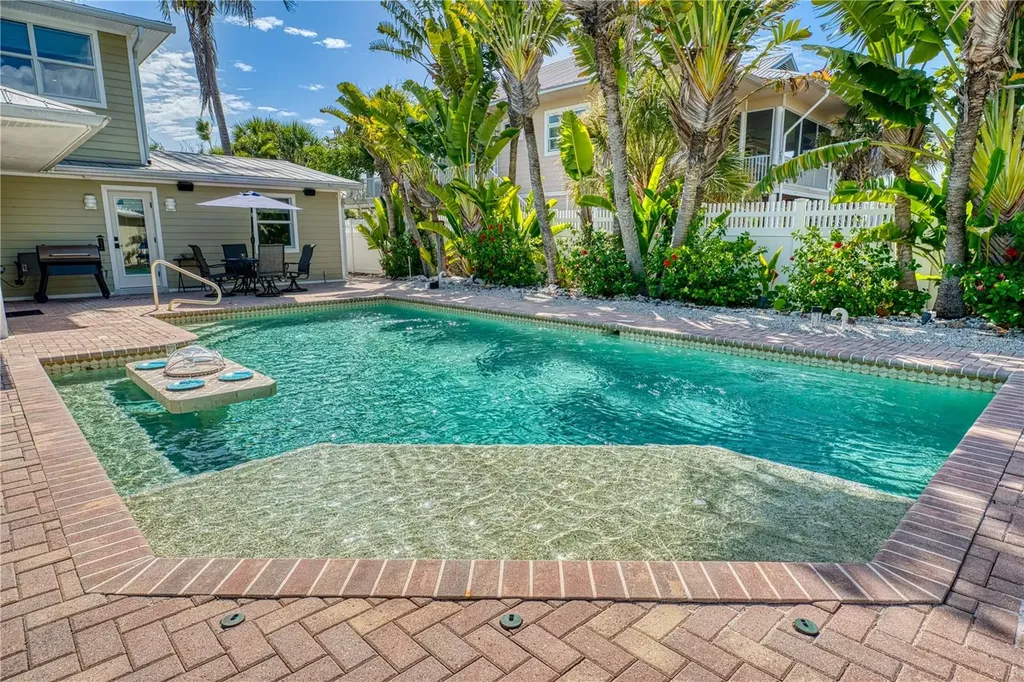 550 N Gulf Boulevard Placida FL 33946