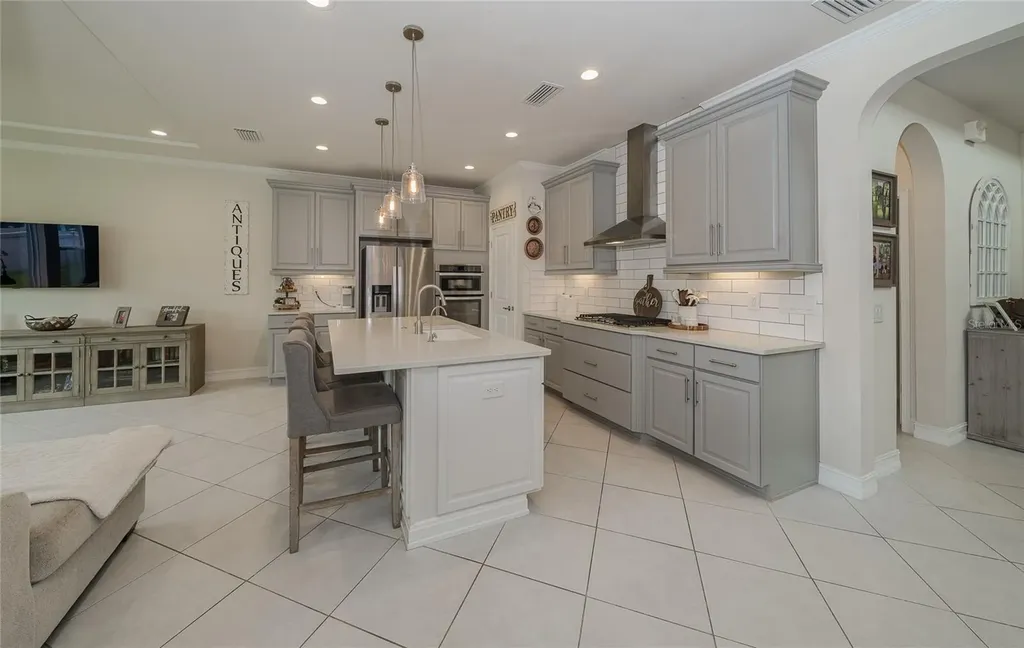 4459 Tramanto Lane Wesley Chapel FL 33543