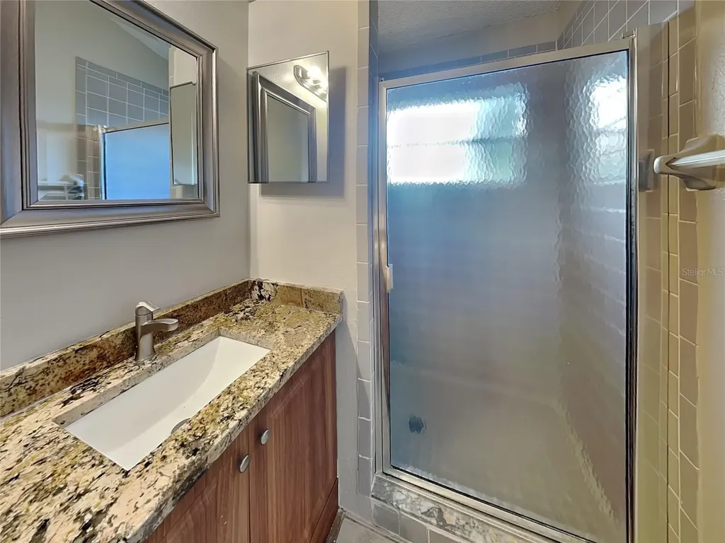 Apopka FL 32703