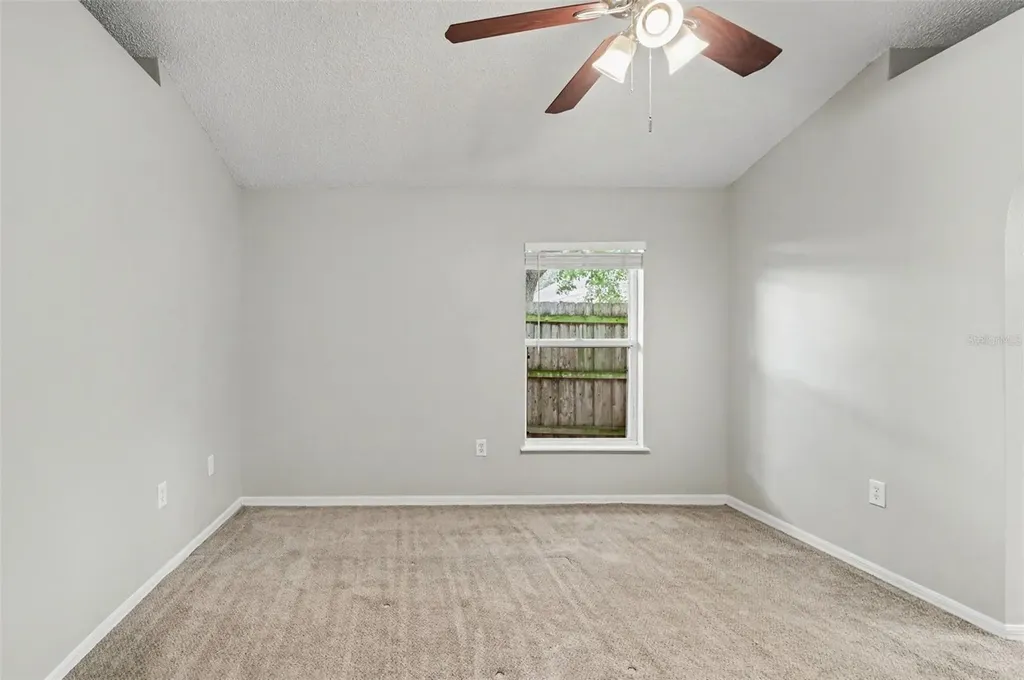 5655 New Cambridge Road Orlando FL 32810