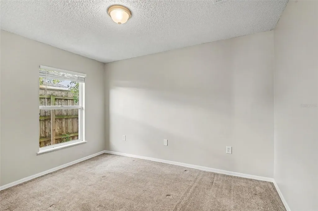 5655 New Cambridge Road Orlando FL 32810