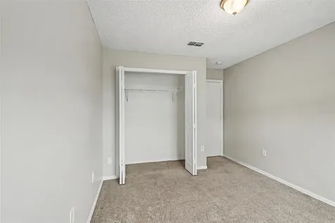 5655 New Cambridge Road Orlando FL 32810