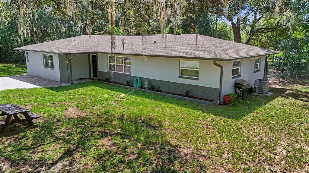 20260 SW 80th Place Road Dunnellon FL 34431