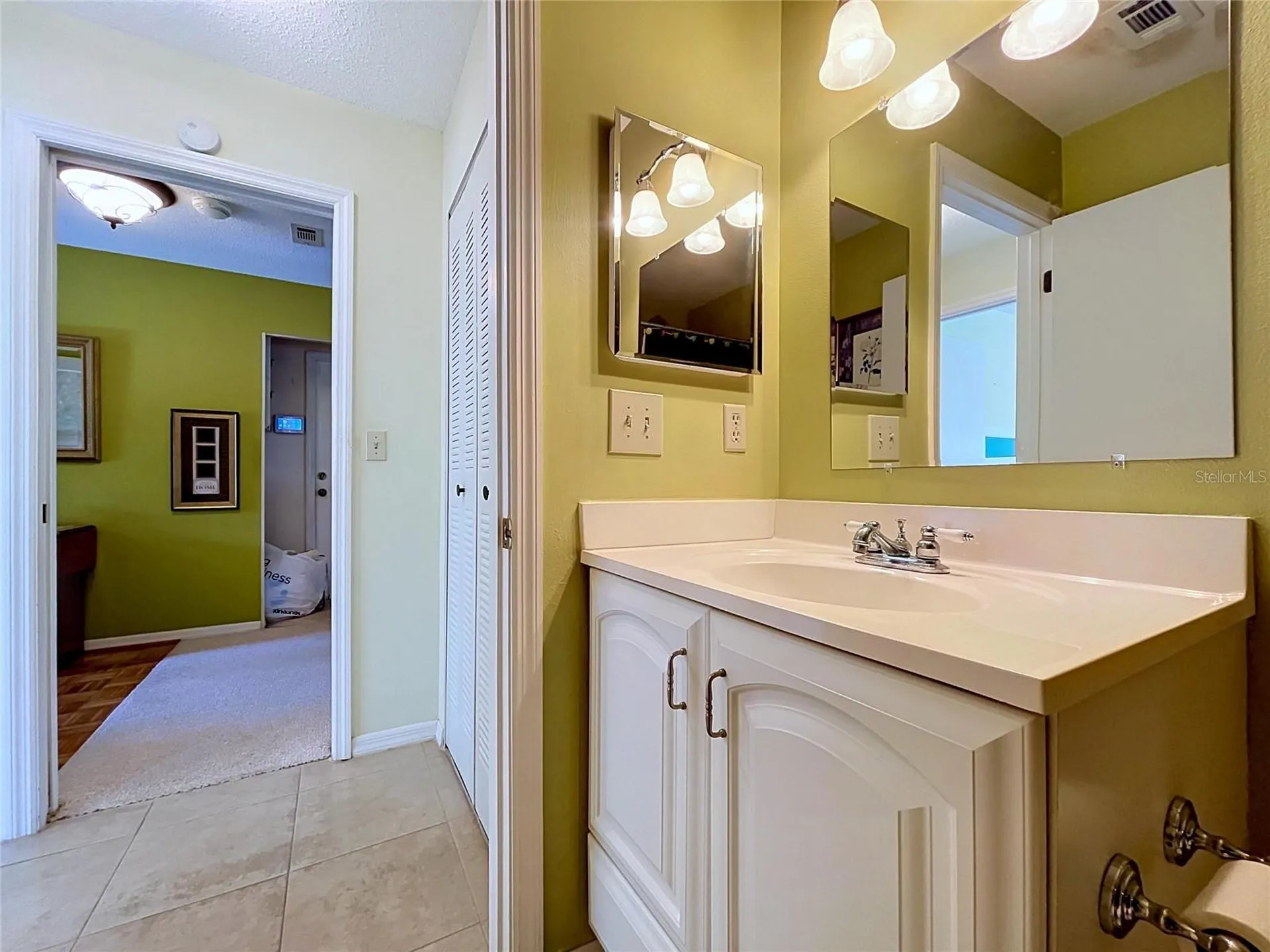2110 S Halcyon Drive Sun City Center FL 33573