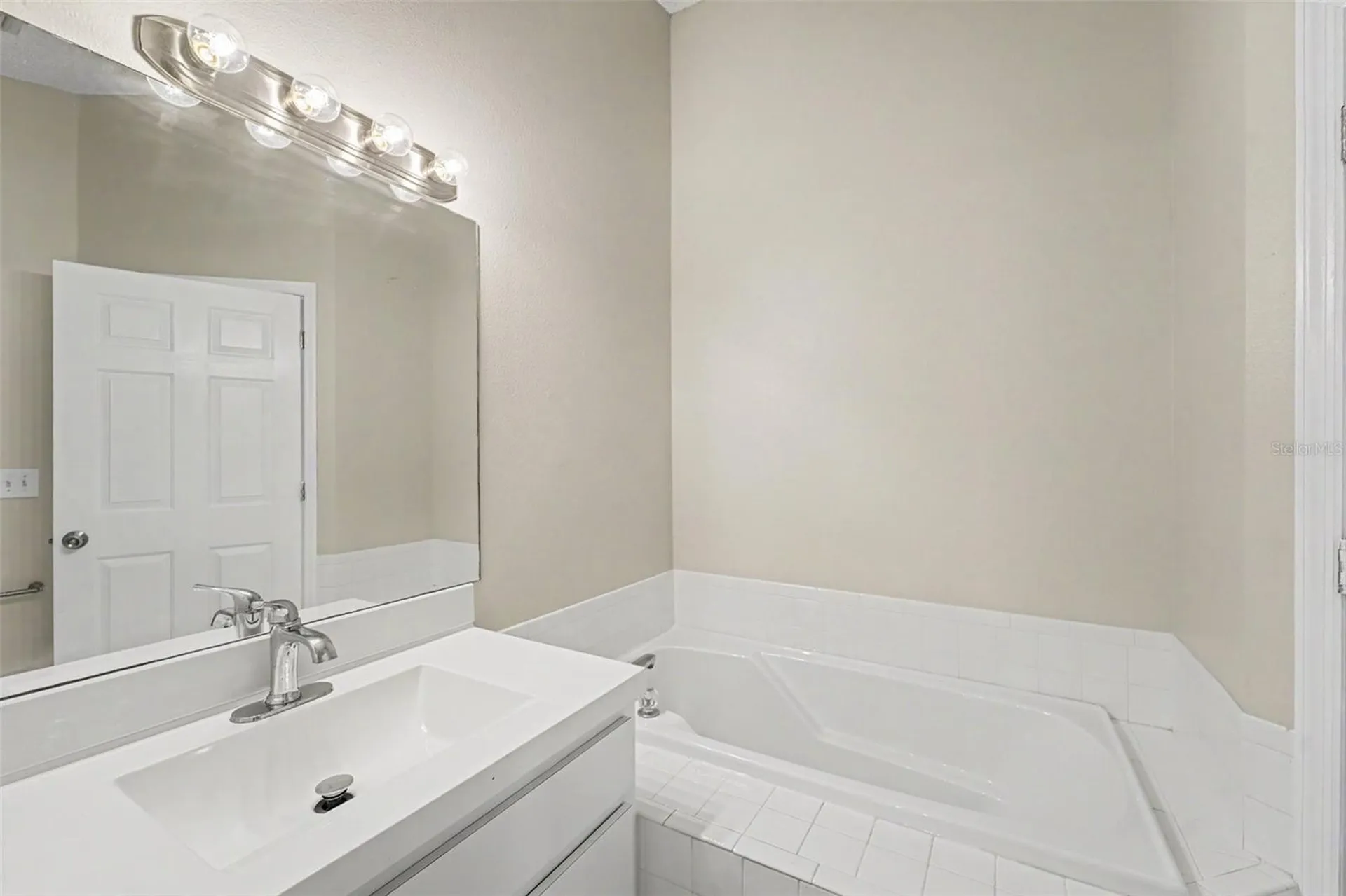 10236 Flagship Avenue Port Richey FL 34668