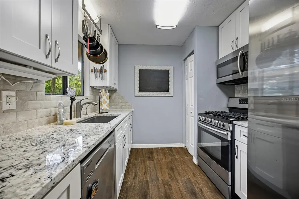 2937 NW 41st Place Gainesville FL 32605