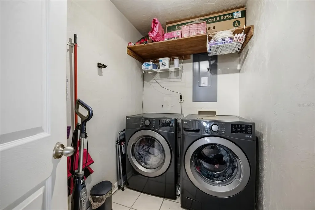 2937 NW 41st Place Gainesville FL 32605