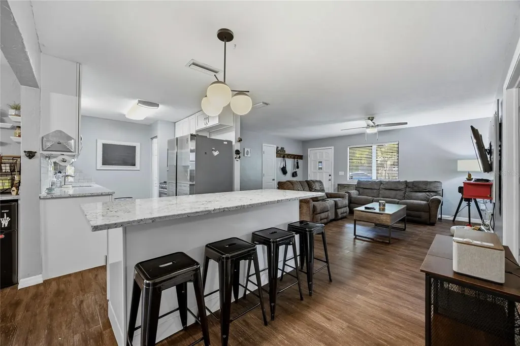 2937 NW 41st Place Gainesville FL 32605