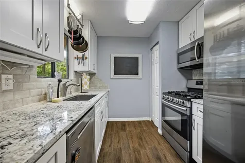 2937 NW 41st Place Gainesville FL 32605