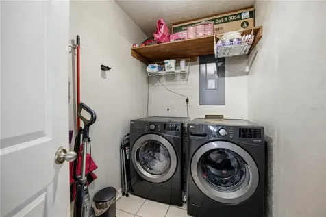 2937 NW 41st Place Gainesville FL 32605