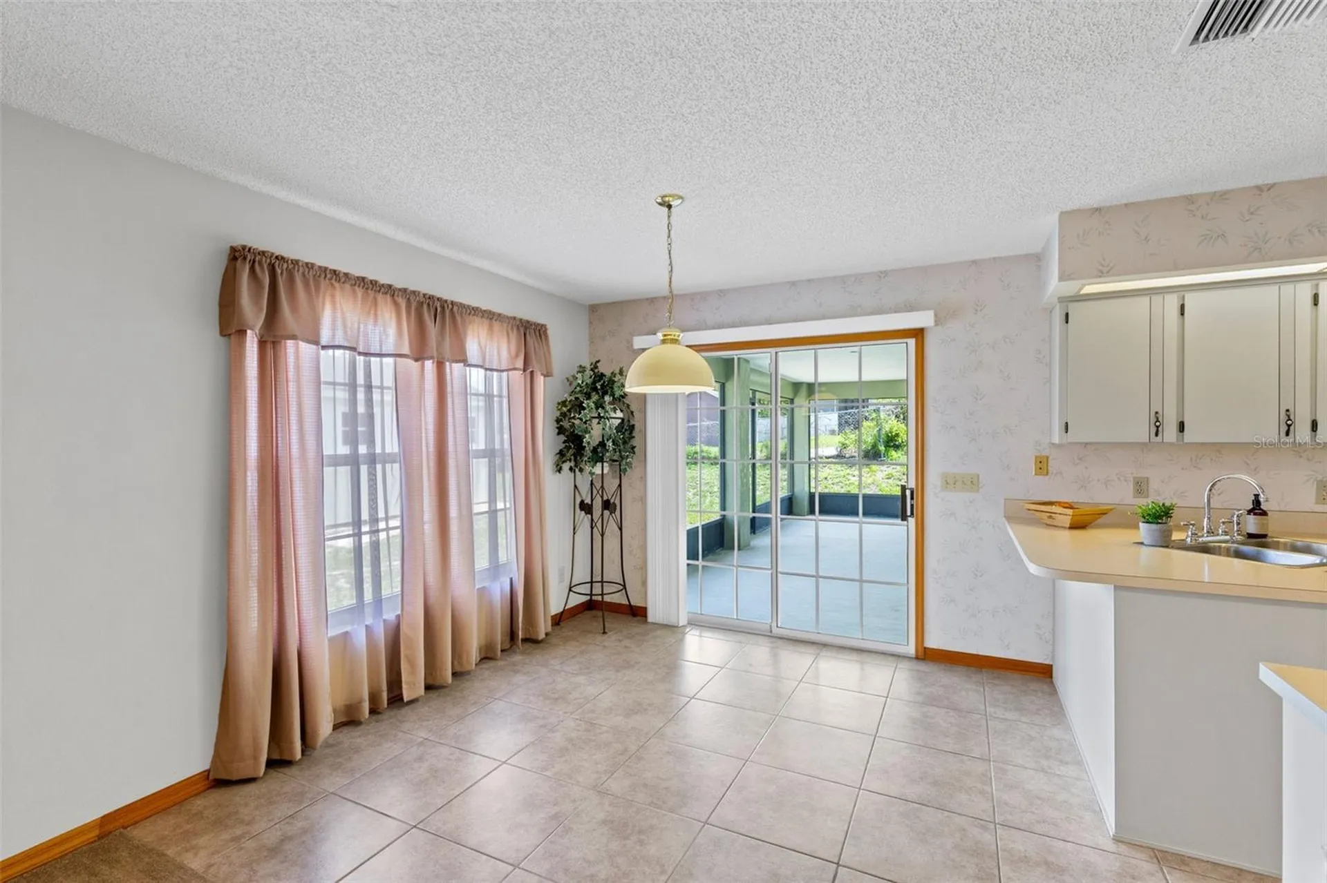 602 Vicksburg Street Deltona FL 32725