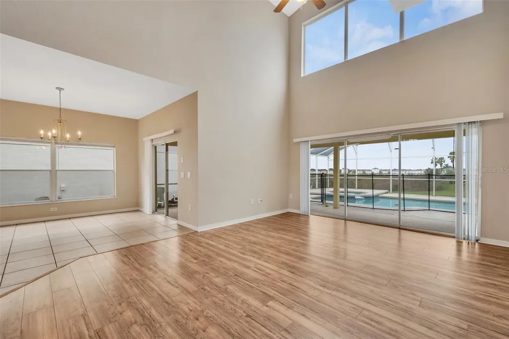 318 Windsor Place Davenport FL 33896