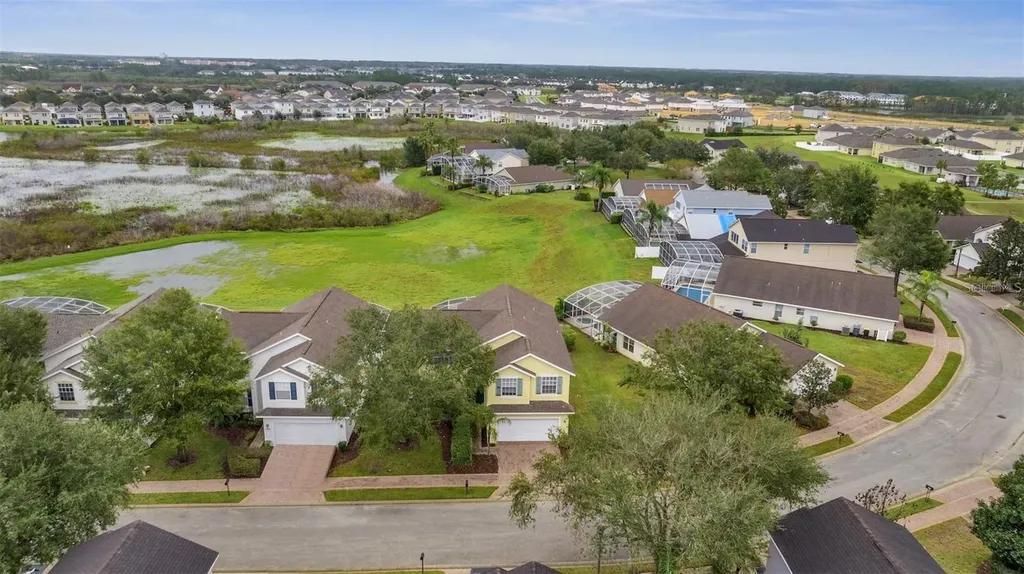 318 Windsor Place Davenport FL 33896