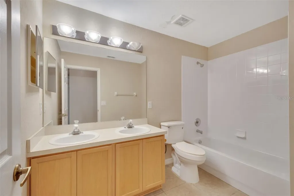 318 Windsor Place Davenport FL 33896