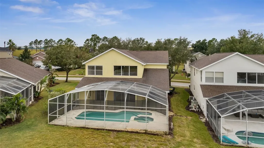 318 Windsor Place Davenport FL 33896