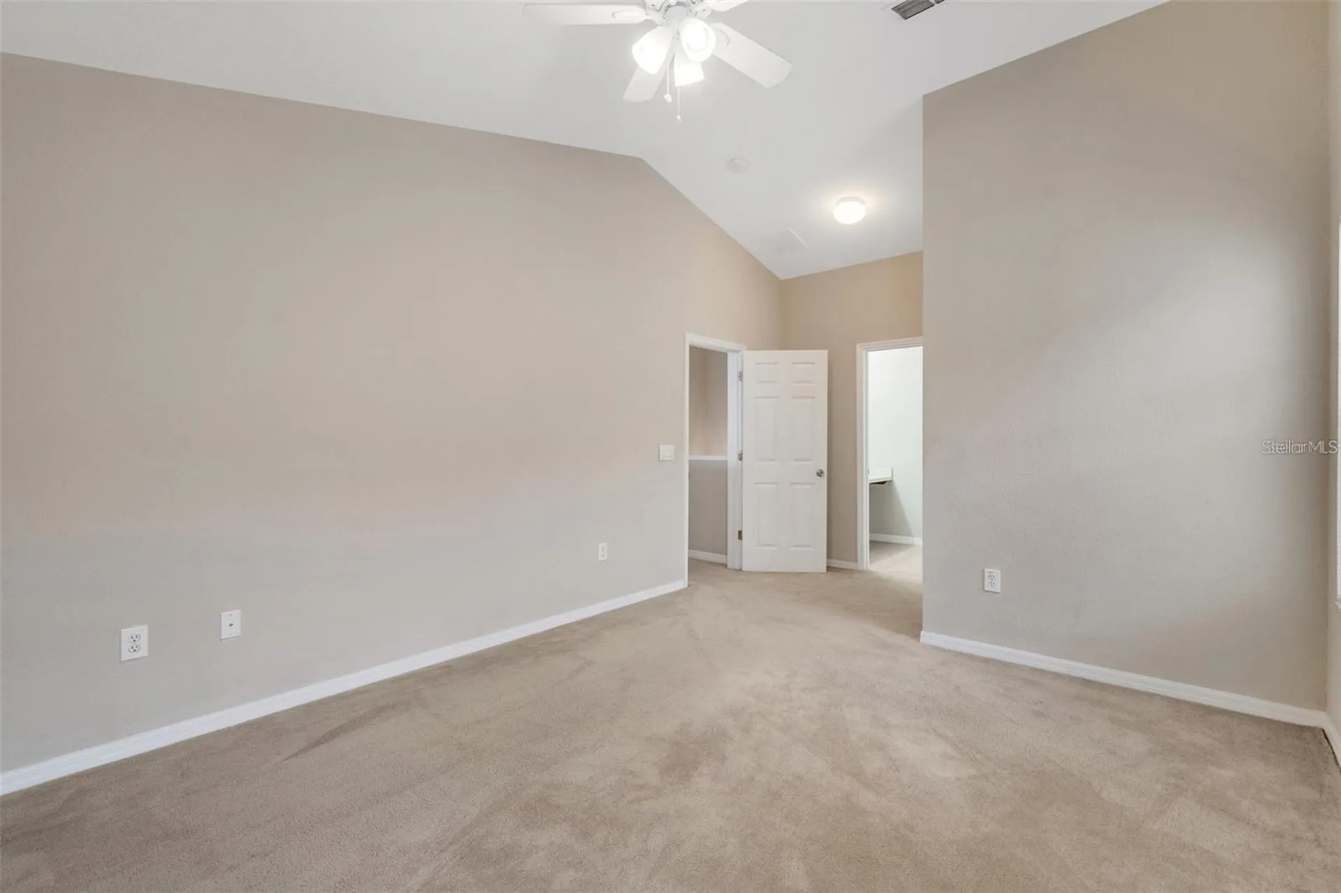 318 Windsor Place Davenport FL 33896