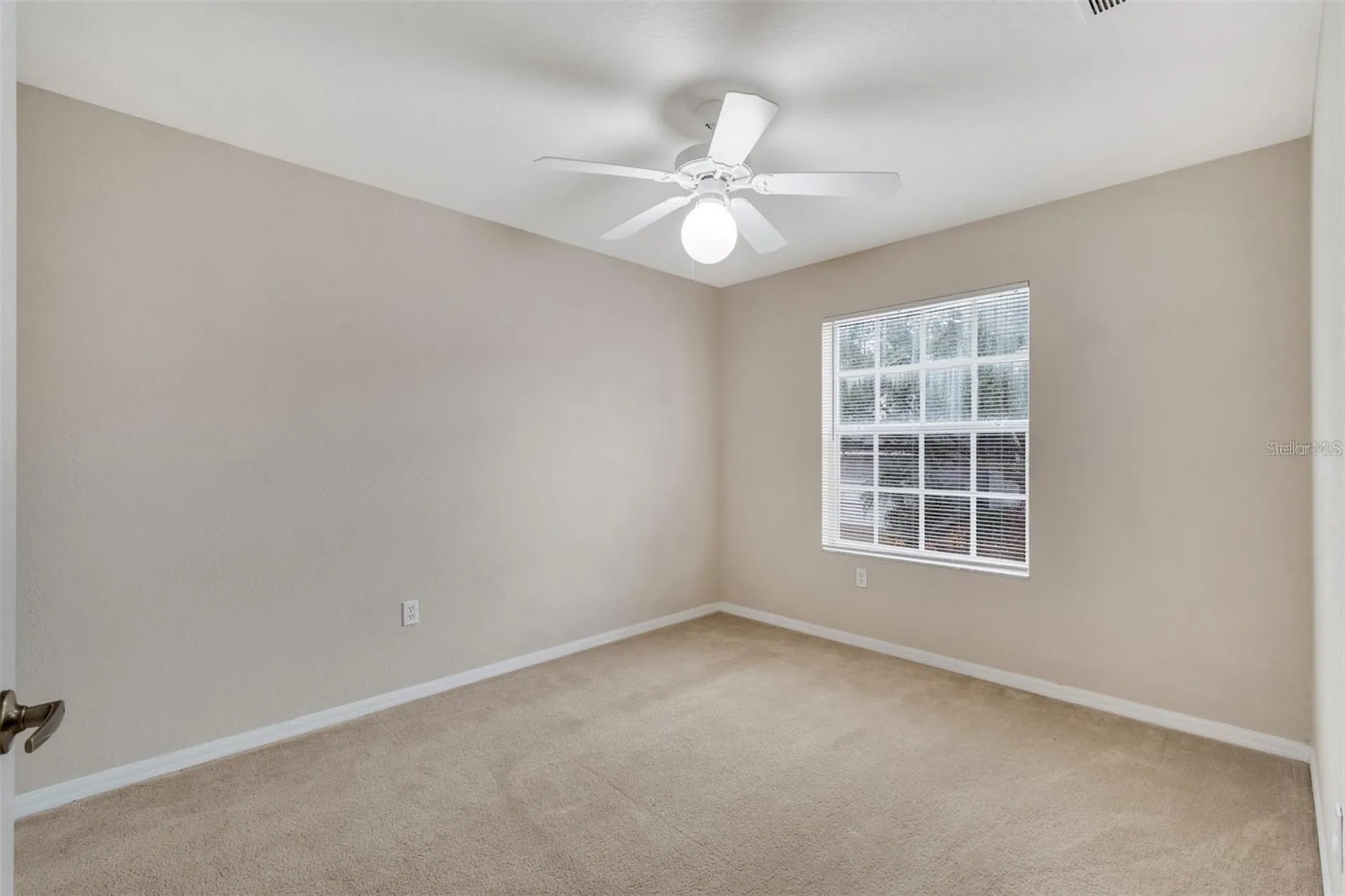 318 Windsor Place Davenport FL 33896