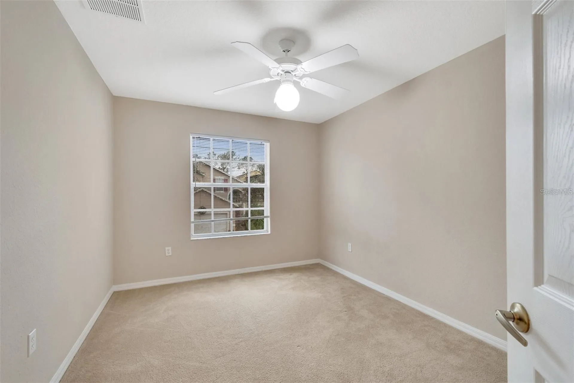 318 Windsor Place Davenport FL 33896