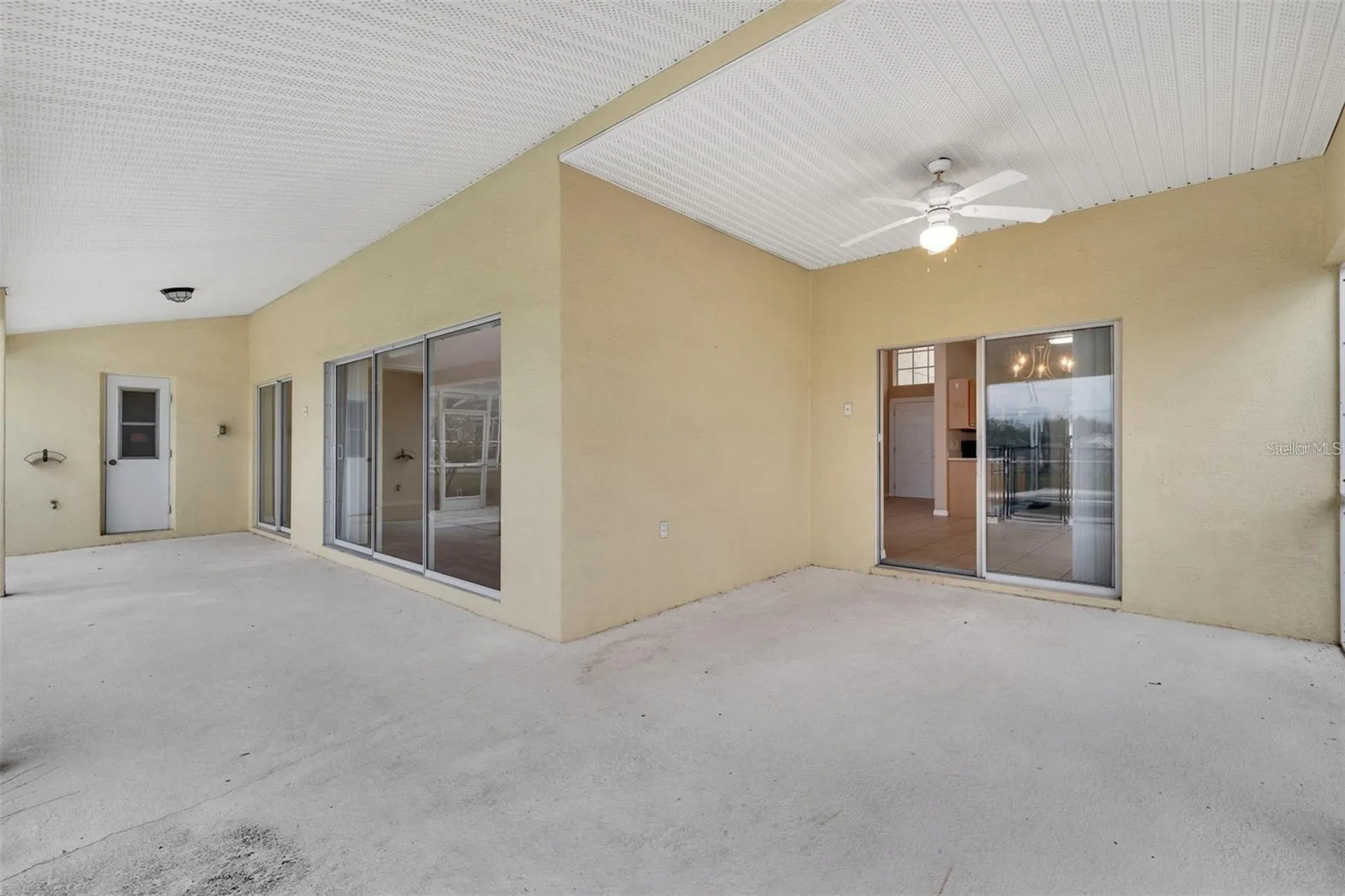 318 Windsor Place Davenport FL 33896