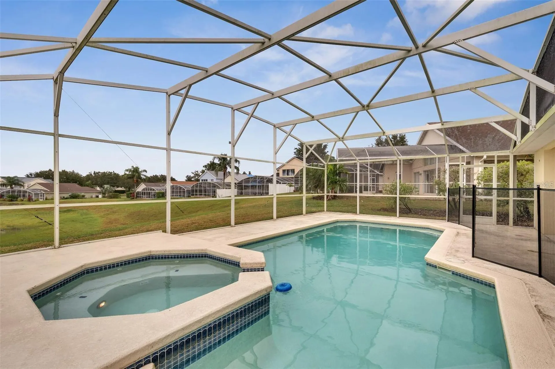 318 Windsor Place Davenport FL 33896