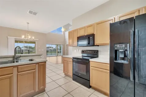 318 Windsor Place Davenport FL 33896