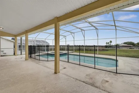 318 Windsor Place Davenport FL 33896