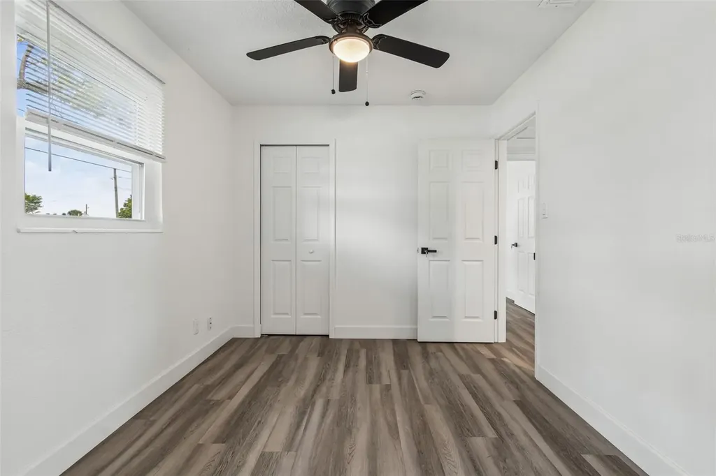 4417 W Fairview Heights Tampa FL 33616