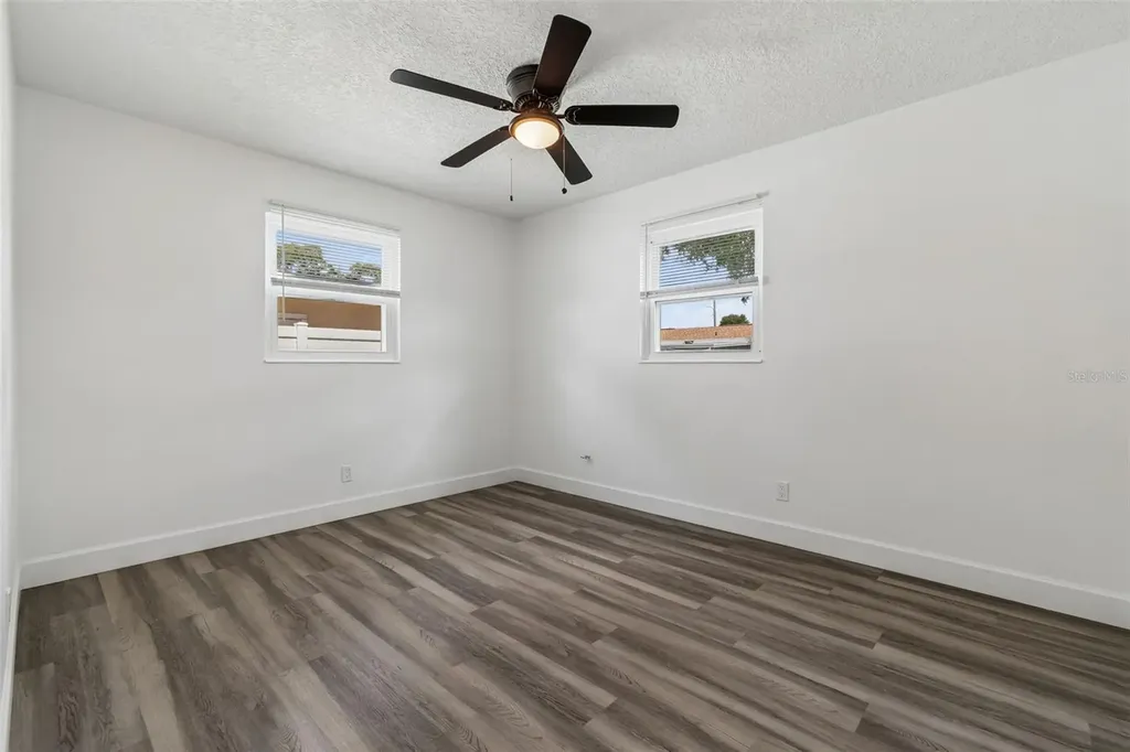 4417 W Fairview Heights Tampa FL 33616