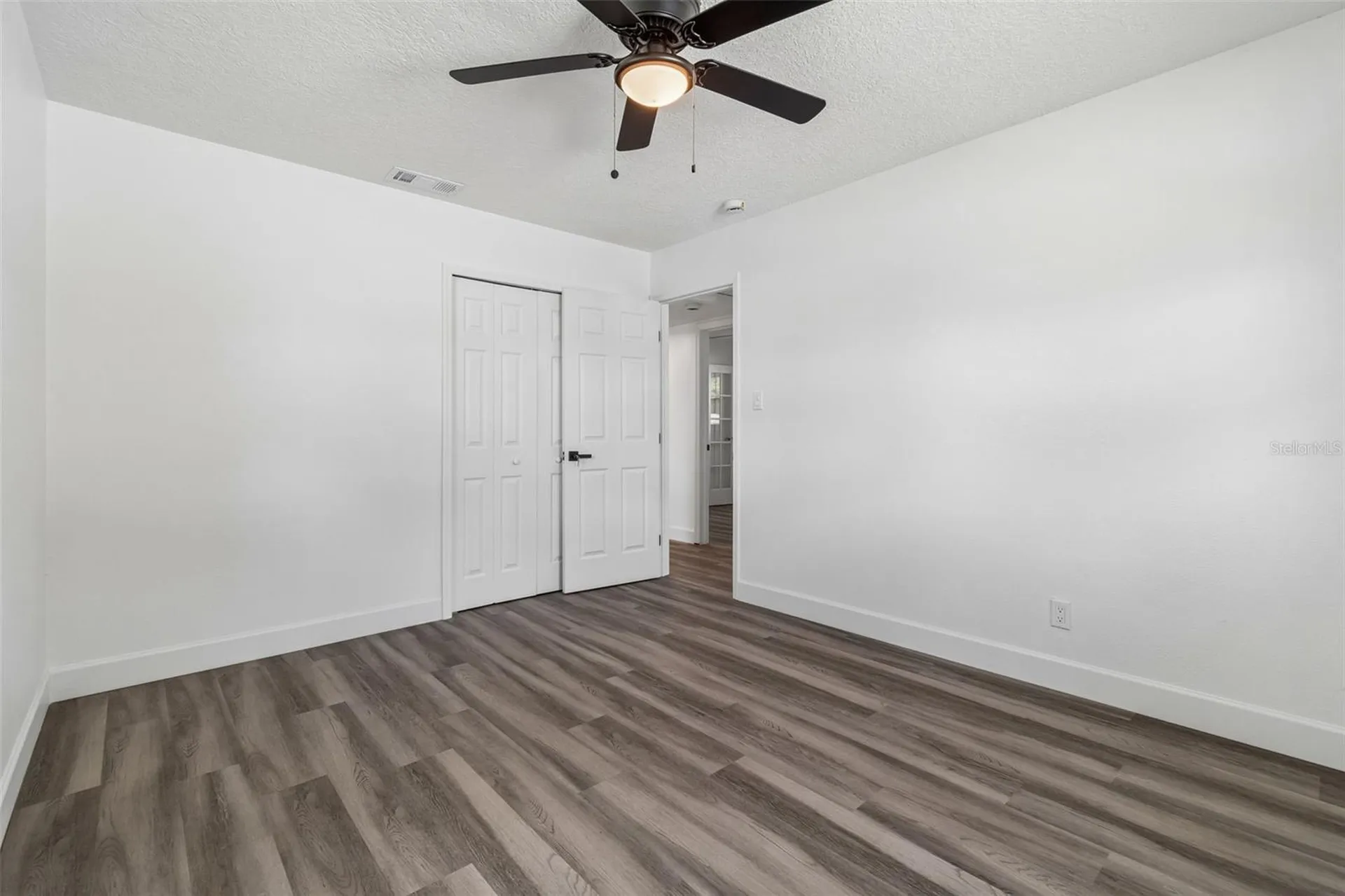 4417 W Fairview Heights Tampa FL 33616