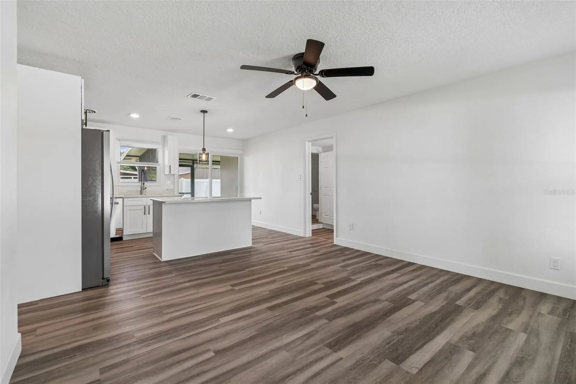 4417 W Fairview Heights Tampa FL 33616
