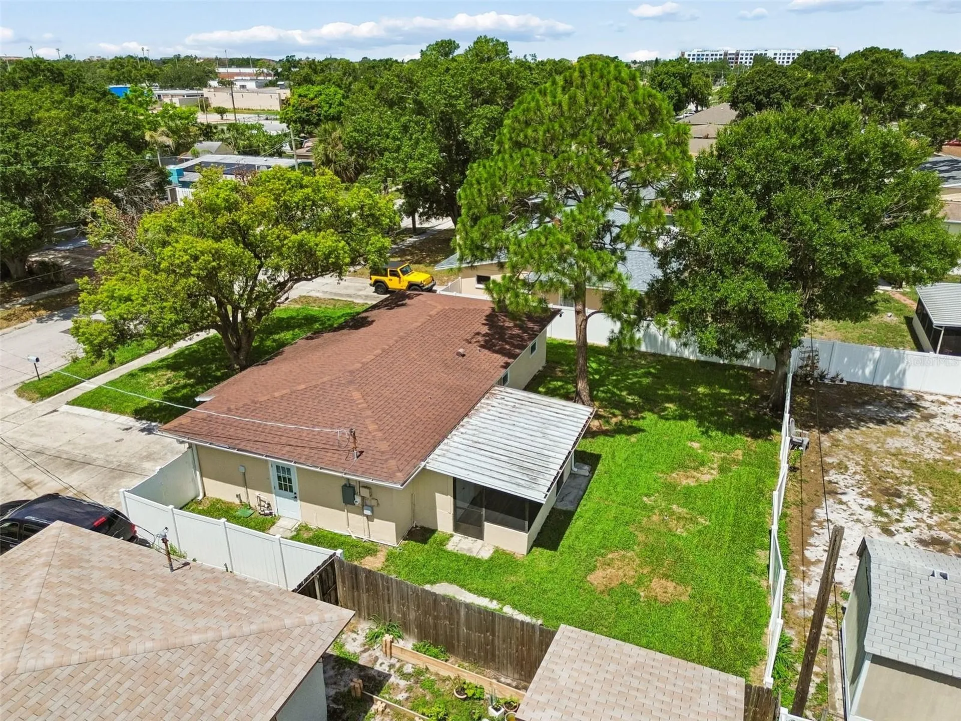 4417 W Fairview Heights Tampa FL 33616