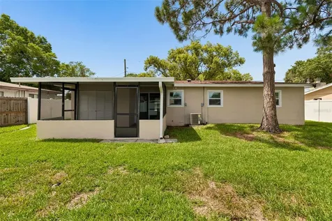 4417 W Fairview Heights Tampa FL 33616