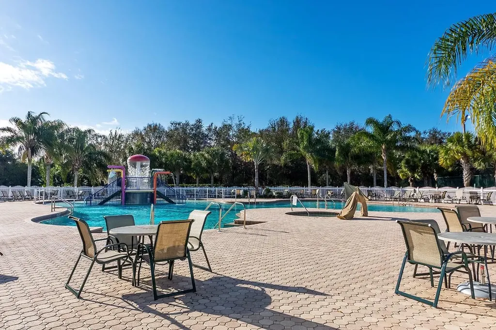 267 Petrel Trail Bradenton FL 34212
