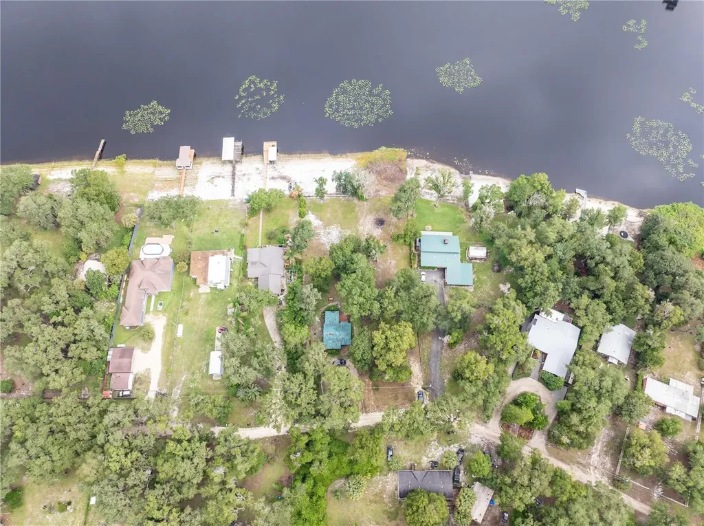 114 Little Orange Lake Drive Hawthorne FL 32640