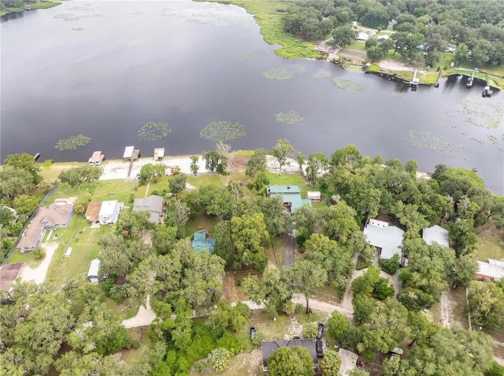 114 Little Orange Lake Drive Hawthorne FL 32640