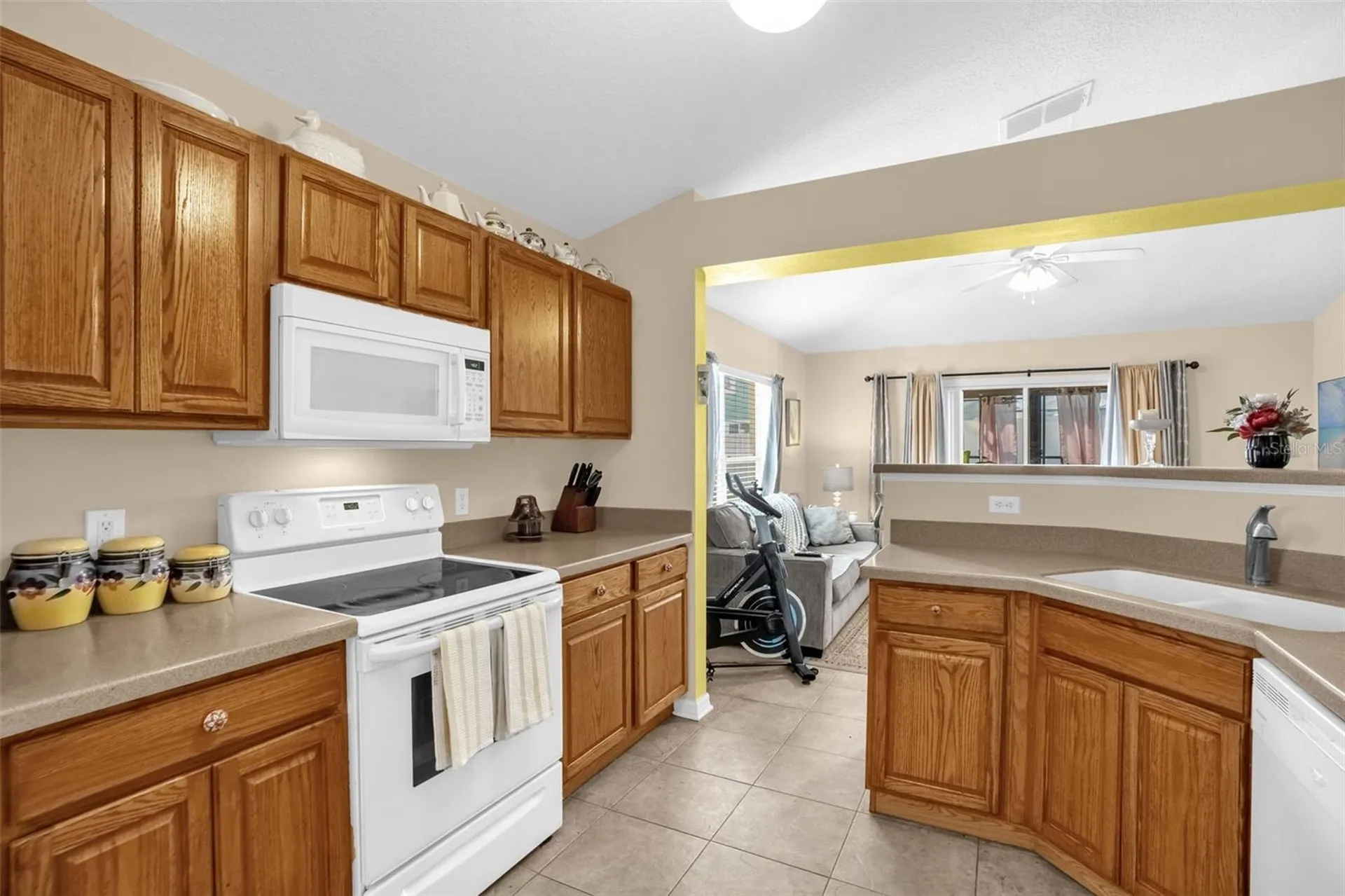 839 Marietta Lane Eustis FL 32726
