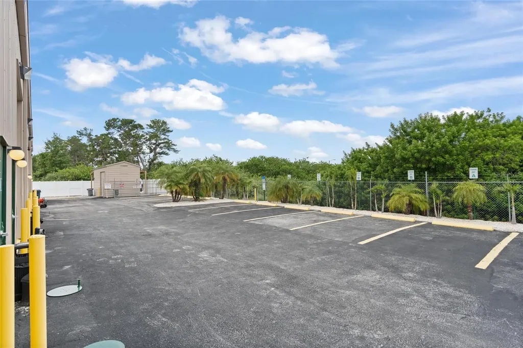 743 Wesley Avenue Tarpon Springs FL 34689