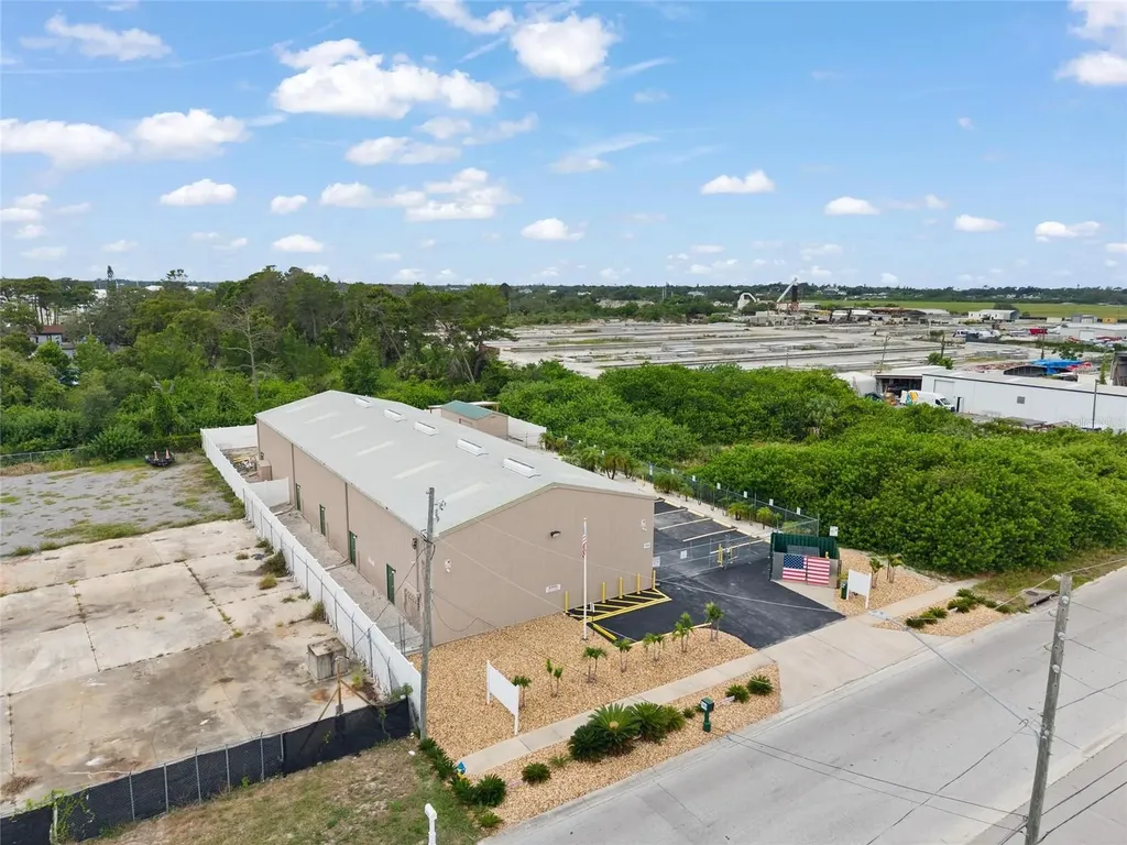 743 Wesley Avenue Tarpon Springs FL 34689