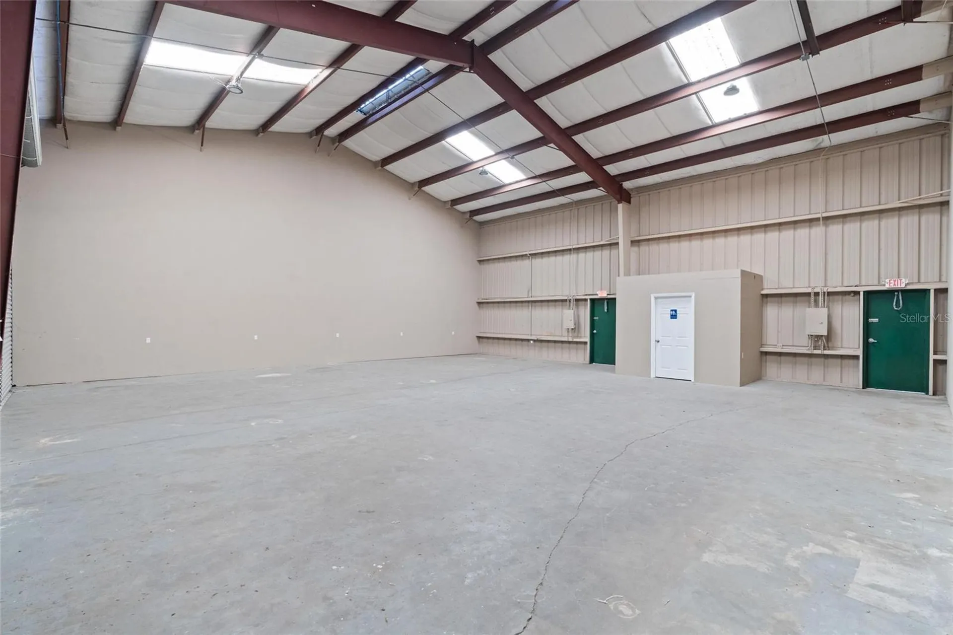 743 Wesley Avenue Tarpon Springs FL 34689