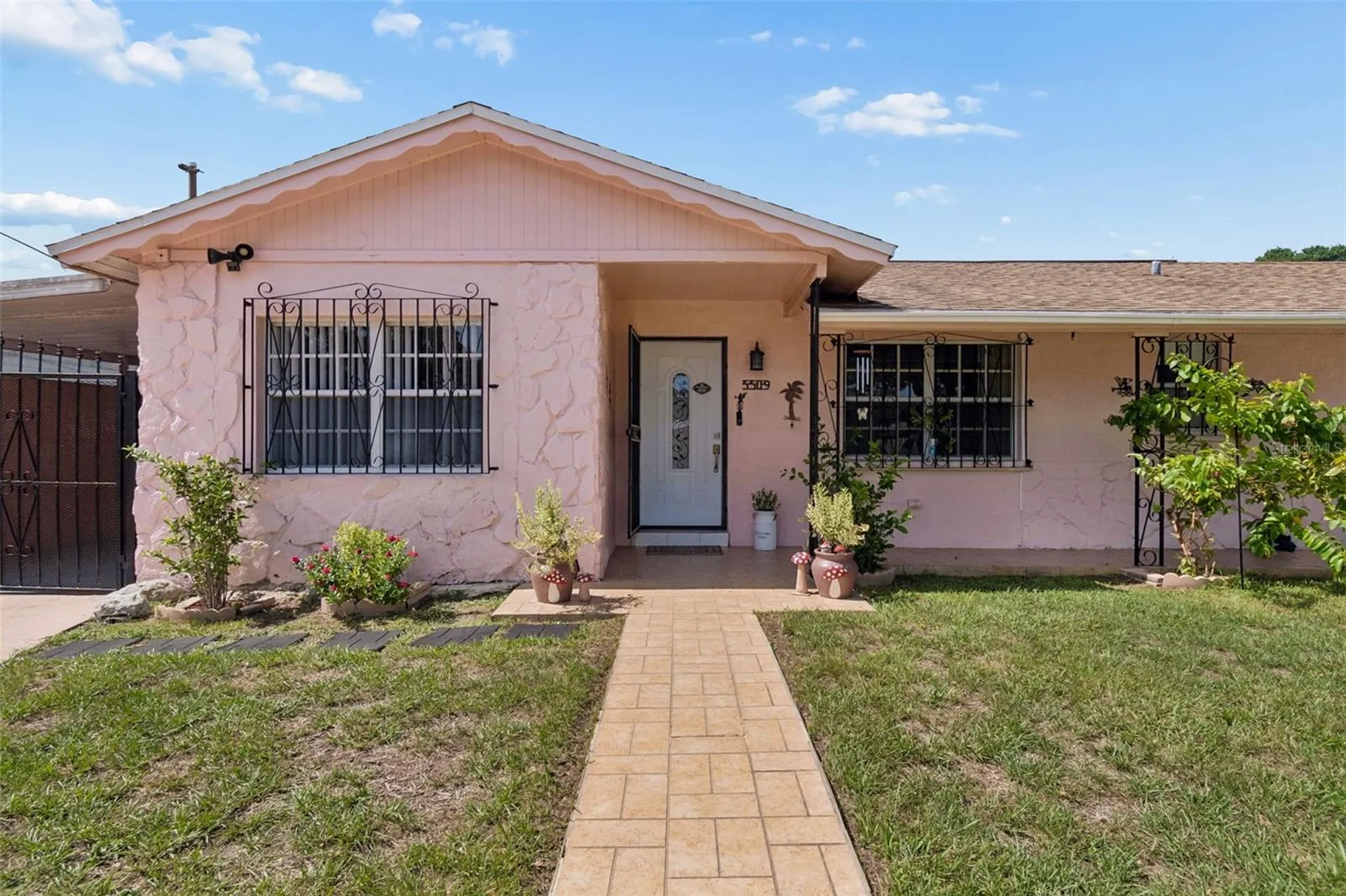 3309 W Burke Street Tampa FL 33614