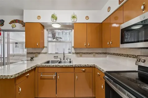 3309 W Burke Street Tampa FL 33614