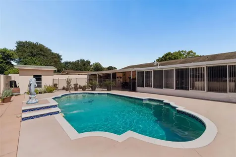 3309 W Burke Street Tampa FL 33614