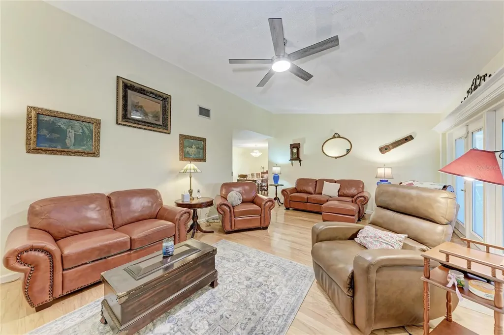 6207 Courtside Drive Bradenton FL 34210