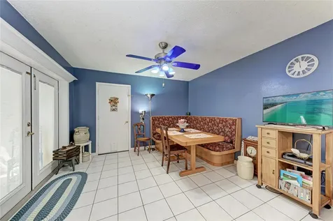 6207 Courtside Drive Bradenton FL 34210