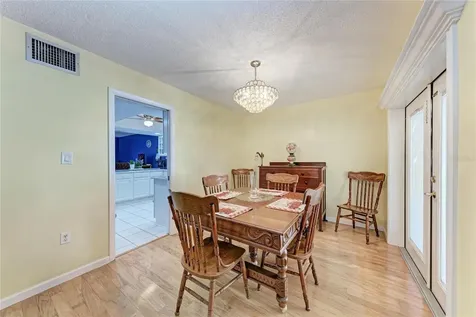 6207 Courtside Drive Bradenton FL 34210