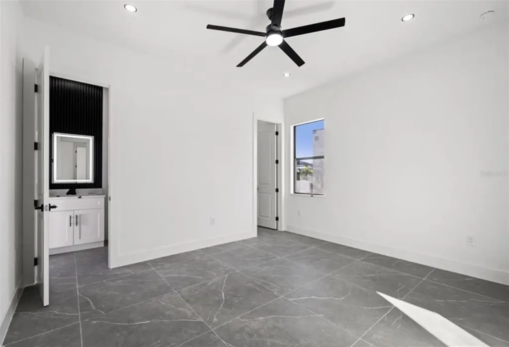 109 SW 37th Pl Place Cape Coral FL 33991