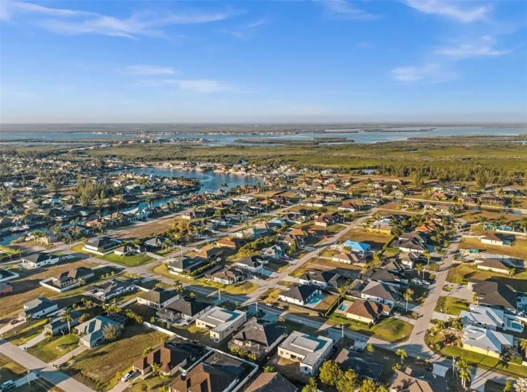 109 SW 37th Pl Place Cape Coral FL 33991