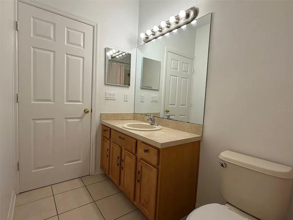 4530 Amberly Oaks Court Tampa FL 33614