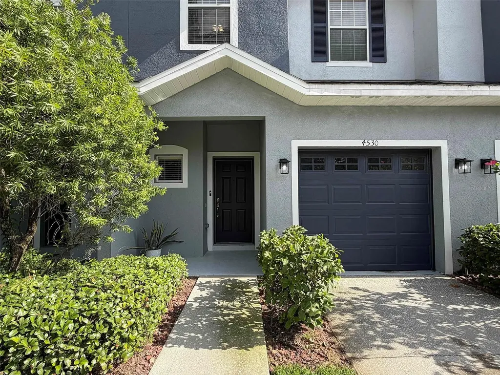 4530 Amberly Oaks Court Tampa FL 33614